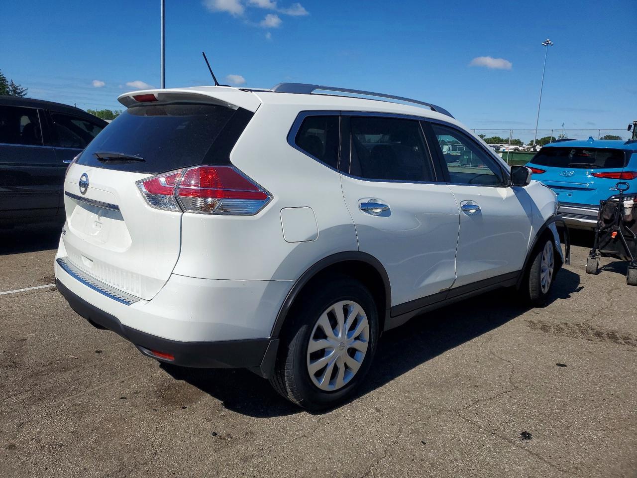 2016 Nissan Rogue S - Image 3