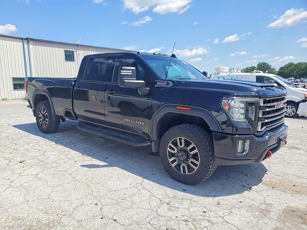 2020 GMC Sierra K2500 At4 - Фото 4