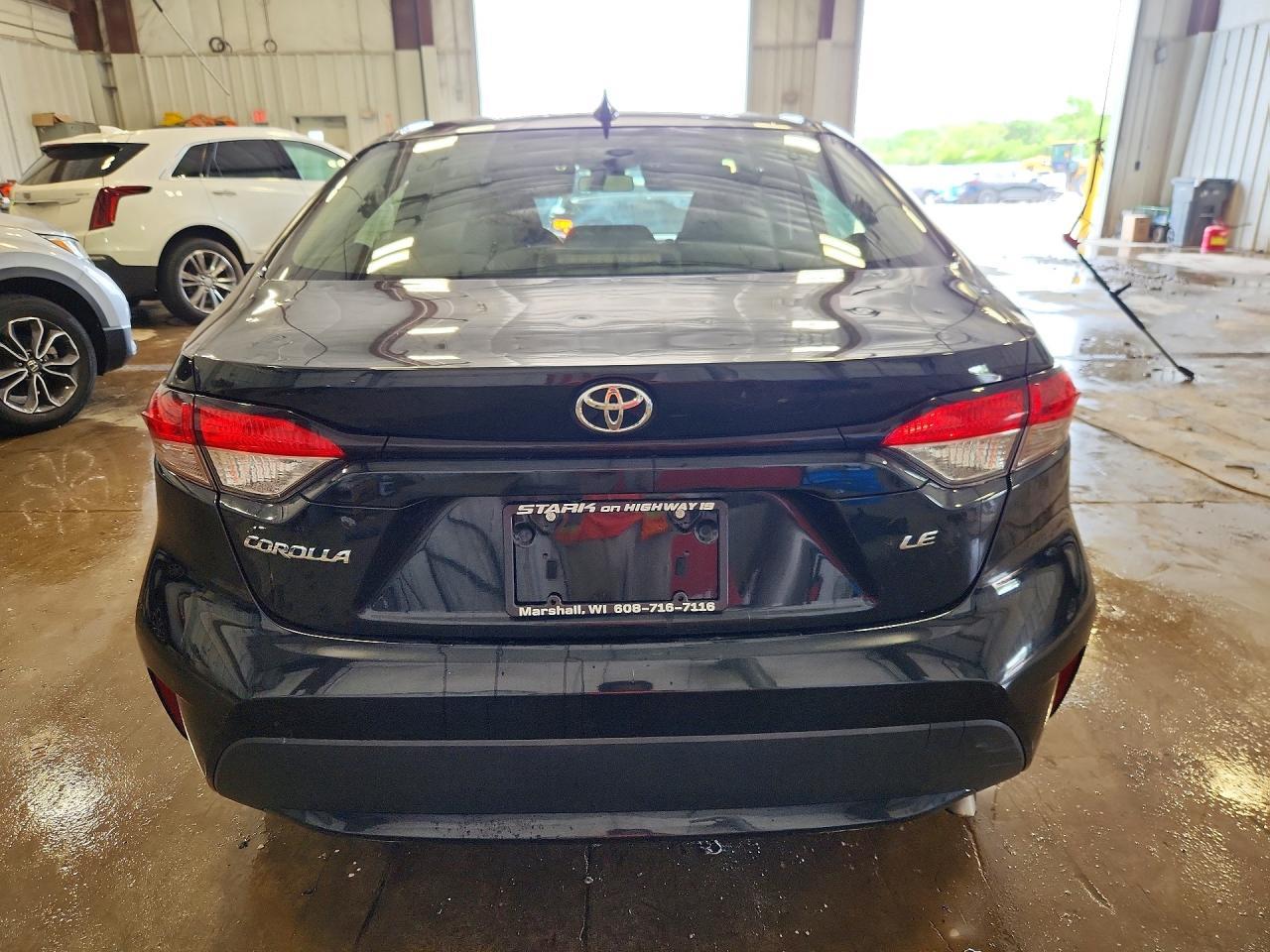 2022 Toyota Corolla Le - Image 6