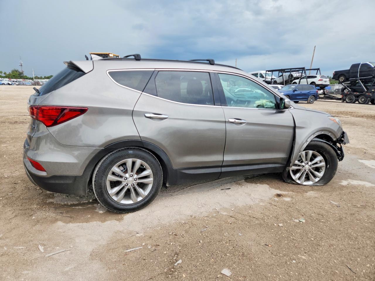 2017 Hyundai Santa Fe Sport 2.0T - Фото 3
