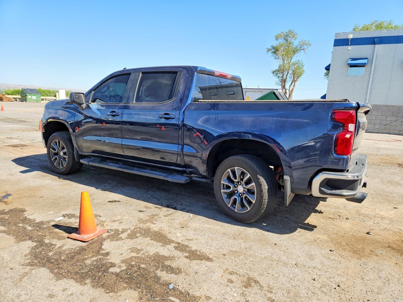 2022 Chevrolet Silverado K1500 Lt - Фото 2