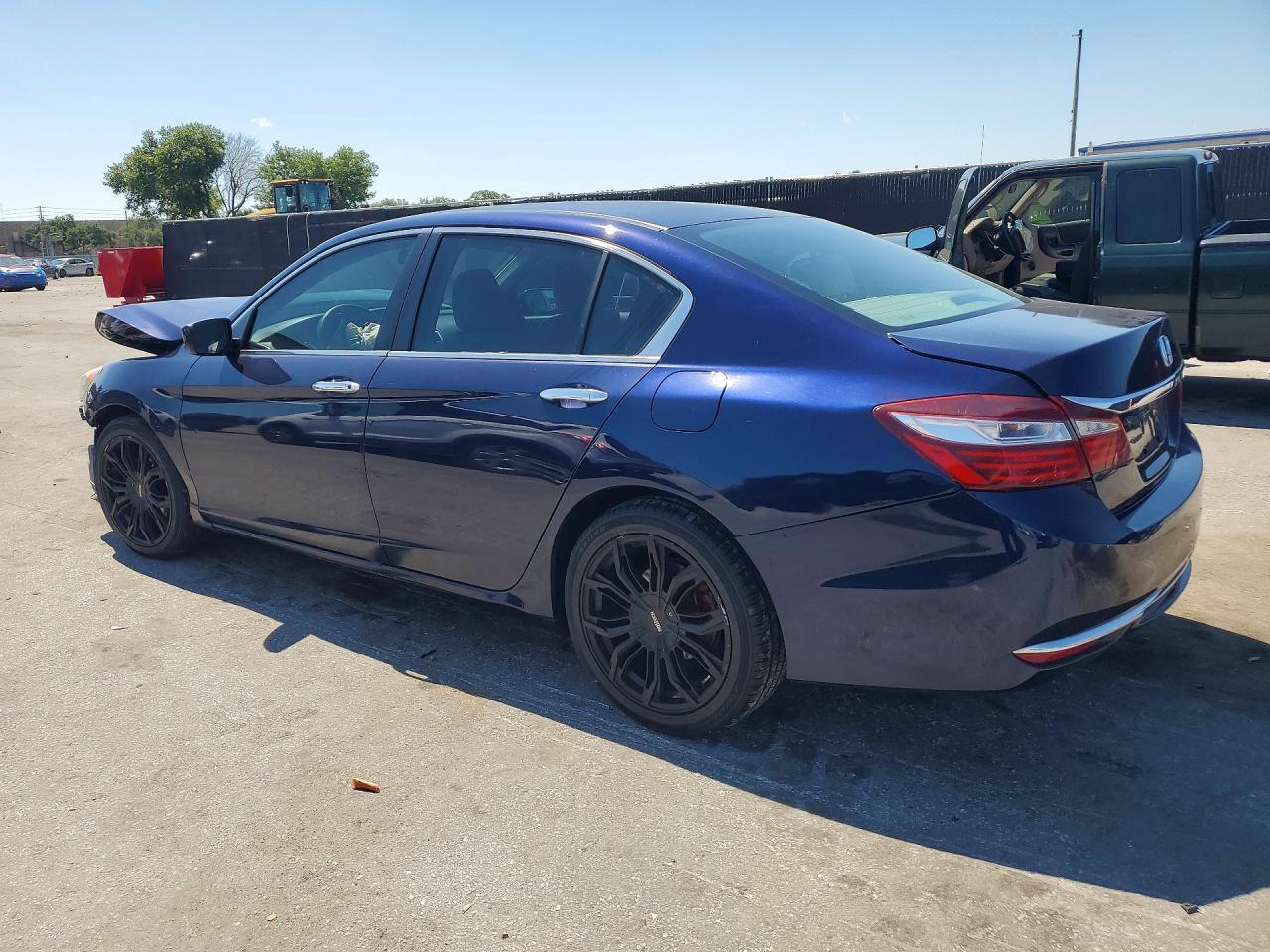 2017 Honda Accord Lx - Фото 2