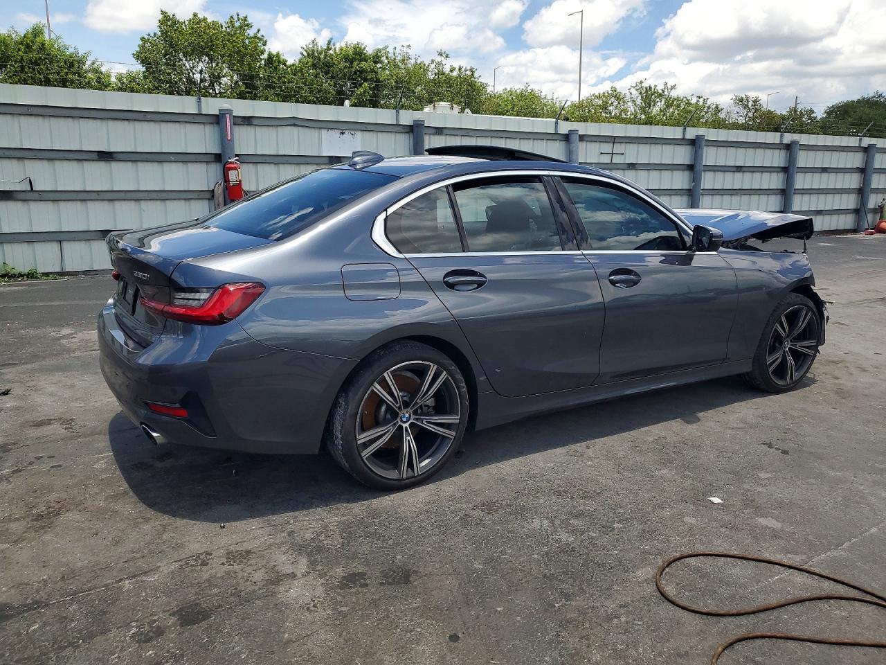 2022 BMW 330I - Image 3