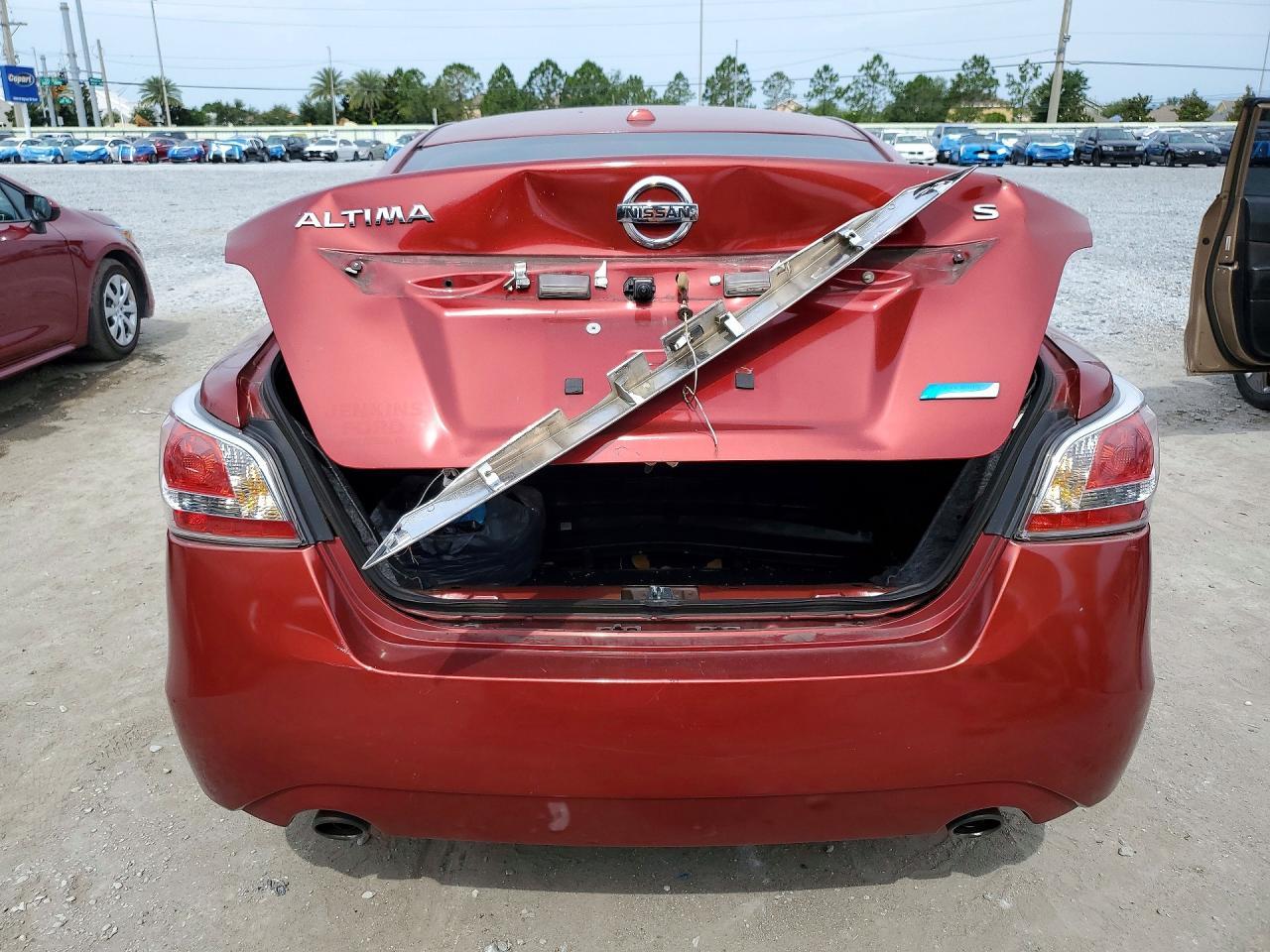 2014 Nissan Altima 2.5 S - Фото 6