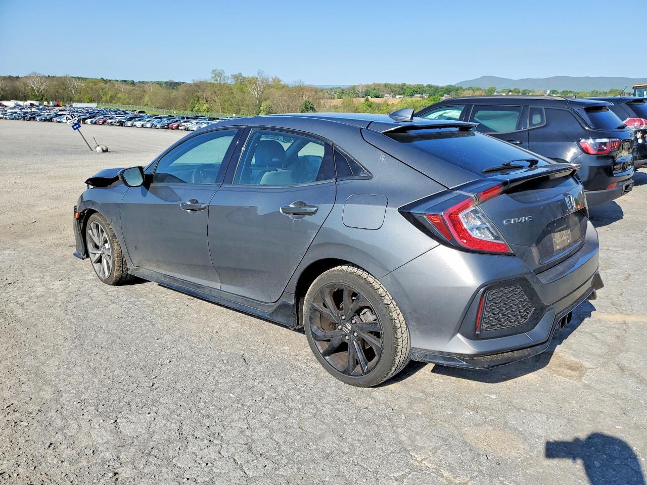 2017 Honda Civic Sport - Фото 2