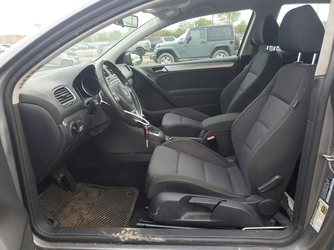 2013 Volkswagen Golf - Image 7