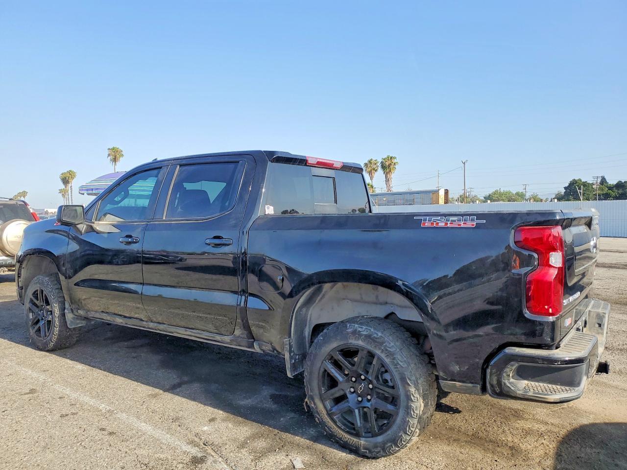 2024 Chevrolet Silverado K1500 Lt Trail Boss - Image 2