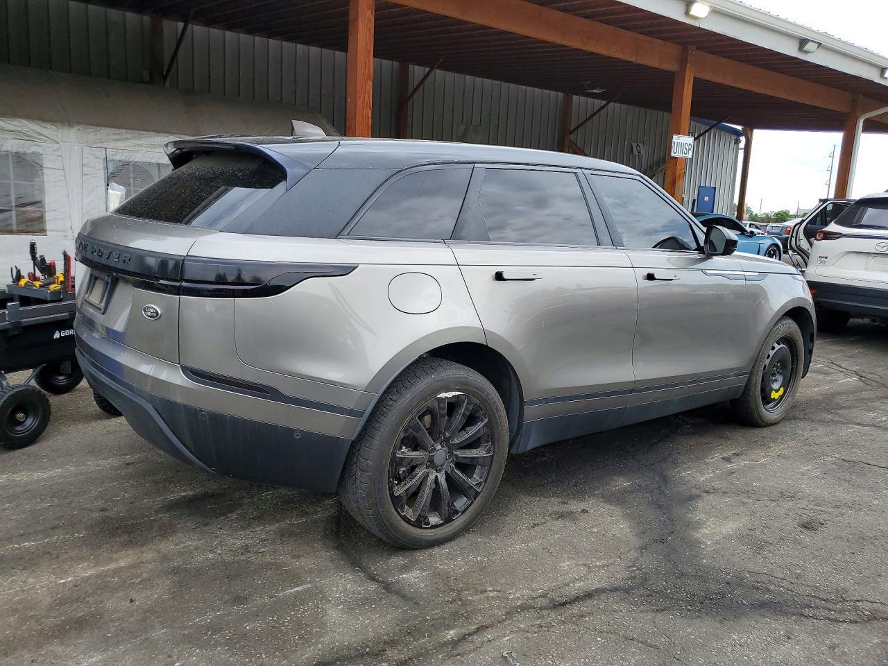 2018 Land Rover Range Rover Velar S - Image 3