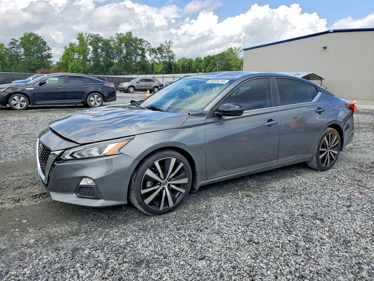 2021 Nissan Altima Sr