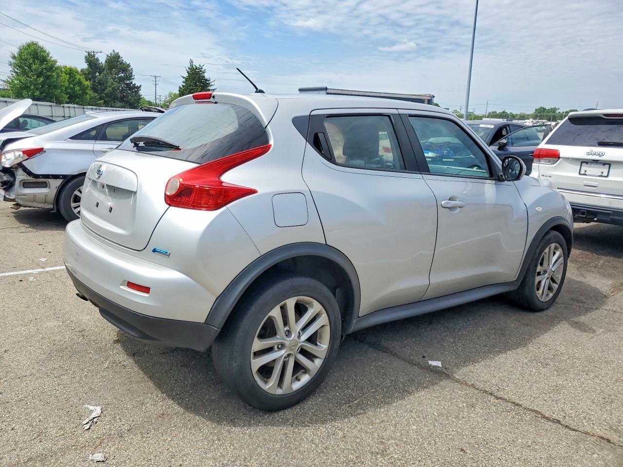 2013 Nissan Juke S - Image 3