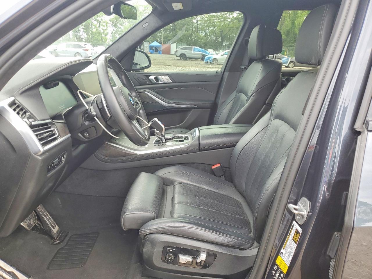2022 BMW X7 xDrive40I - Фото 7