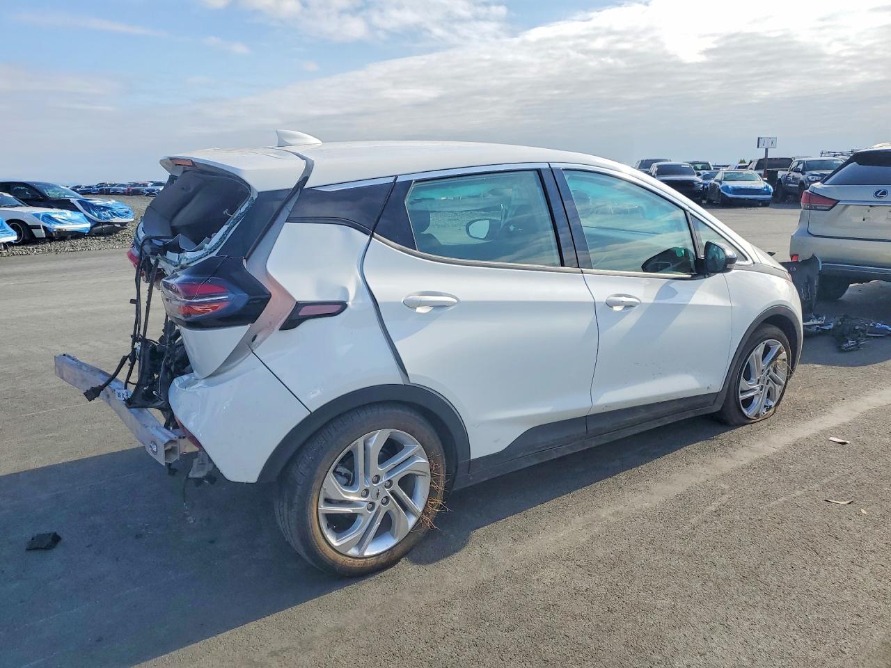 2023 Chevrolet Bolt Ev 1Lt - Image 3