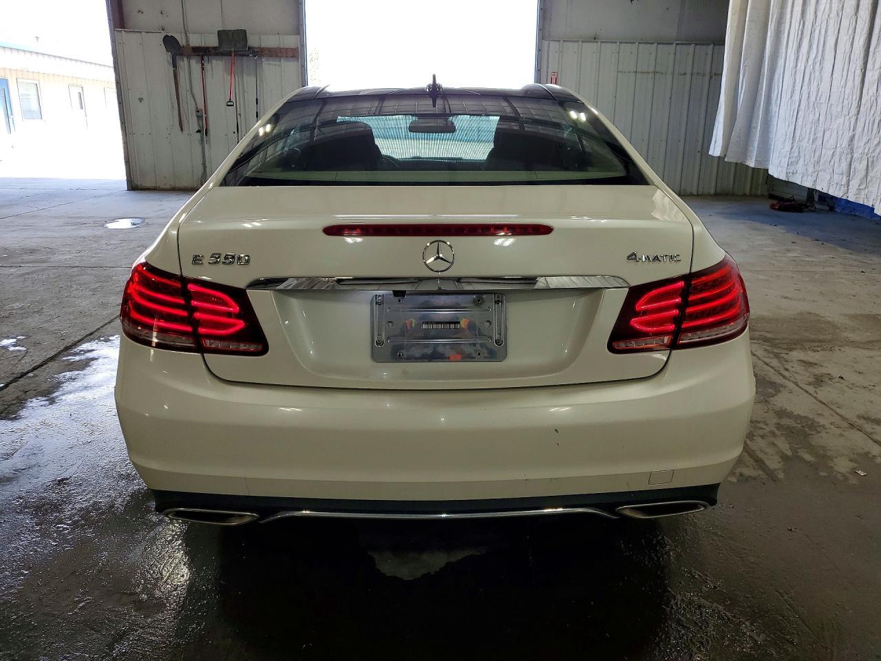 2015 Mercedes-Benz E 400 4Matic - Фото 6