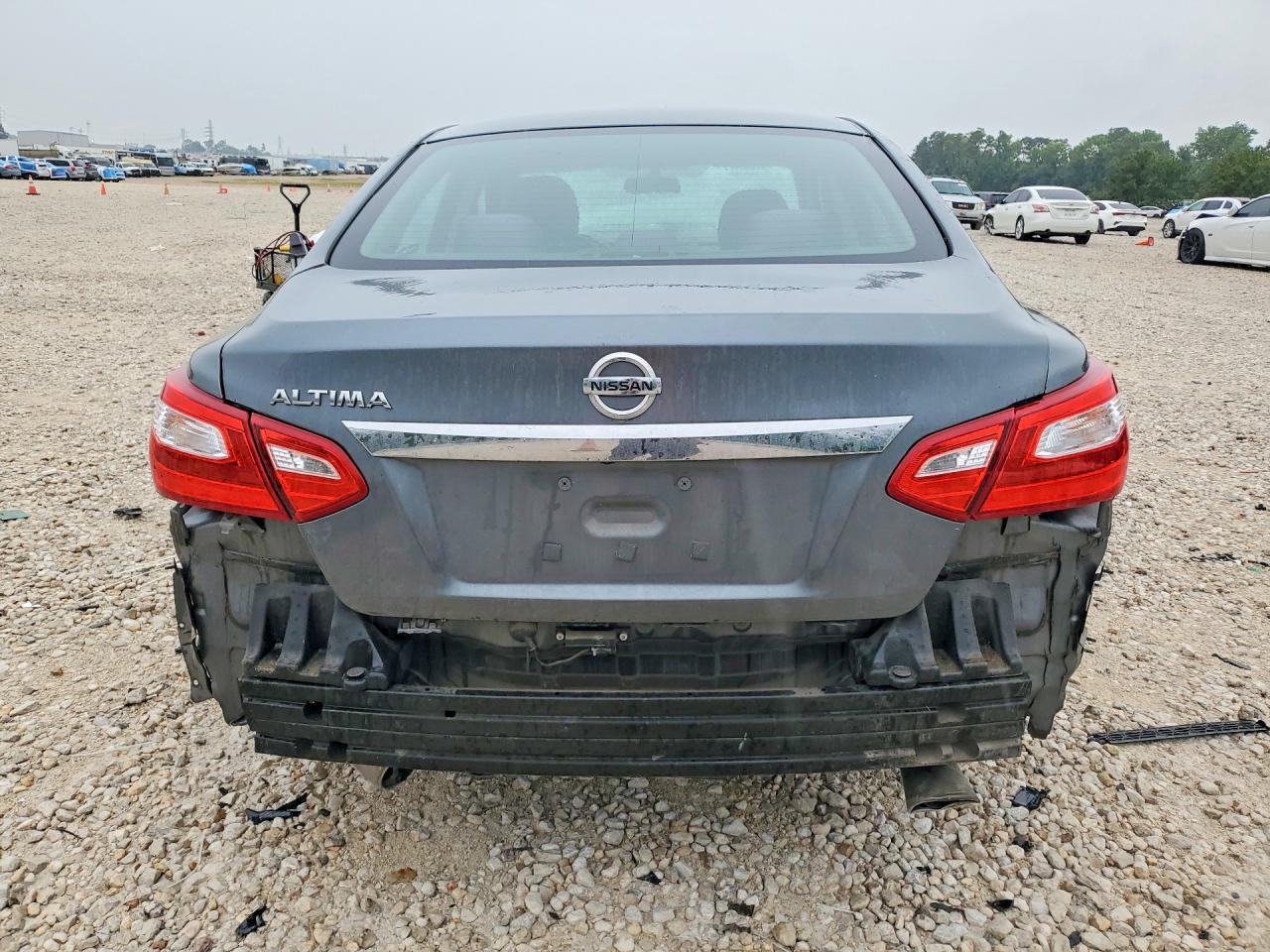 2016 Nissan Altima 2.5 S - Image 6