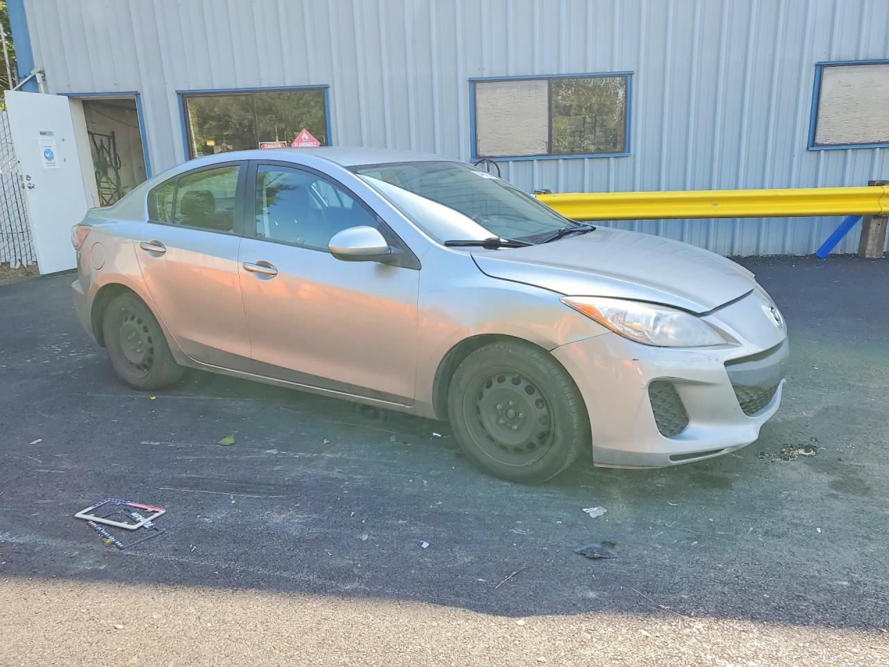 2012 Mazda 3 I - Image 4