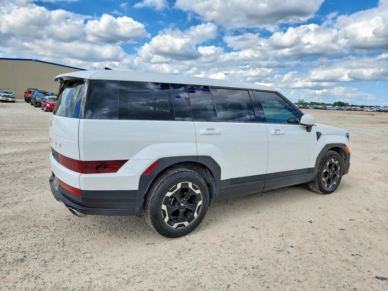 2025 Hyundai Santa Fe Se - Фото 3