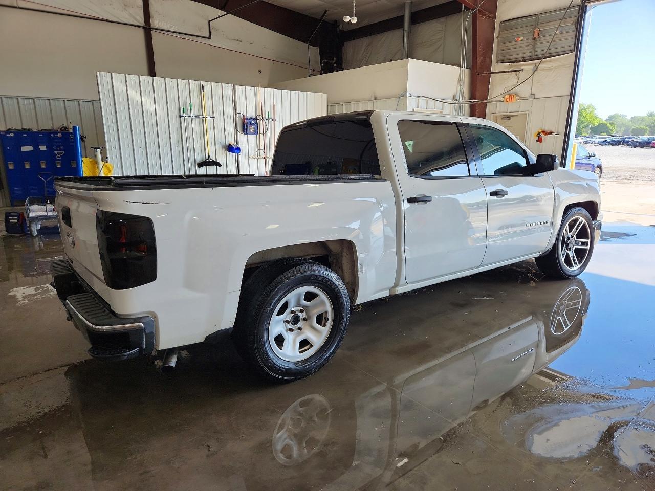 2015 Chevrolet Silverado C1500 - Фото 3