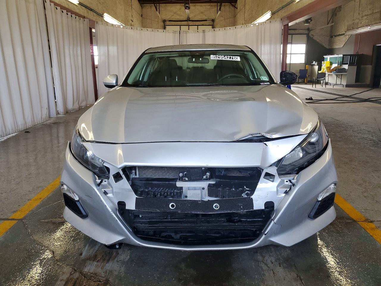 2022 Nissan Altima S - Фото 5