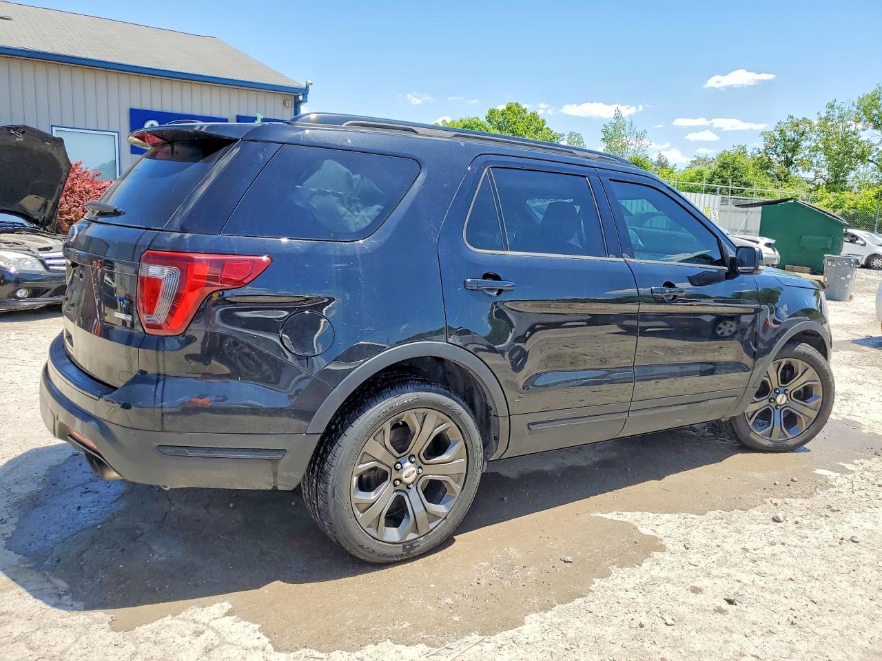 2018 Ford Explorer Sport - Фото 3