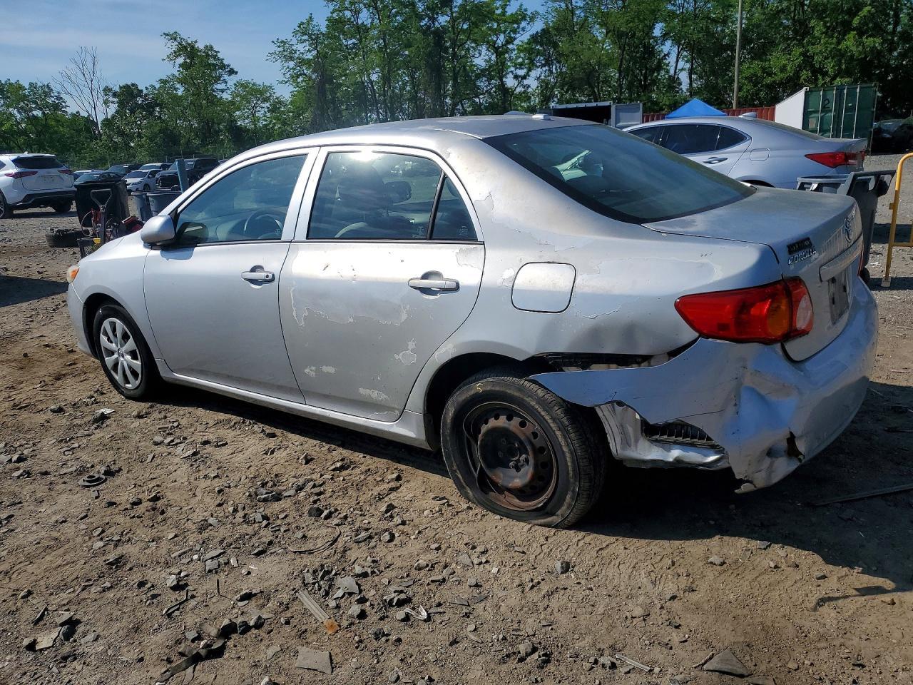 2010 Toyota Corolla Le - Фото 2