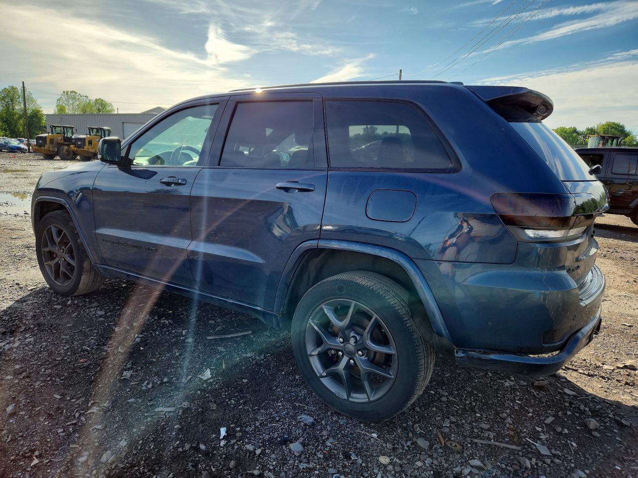 2021 Jeep Grand Cherokee Limited - Image 2