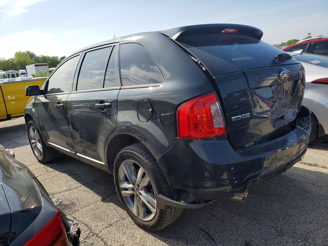 2013 Ford Edge - Фото 2