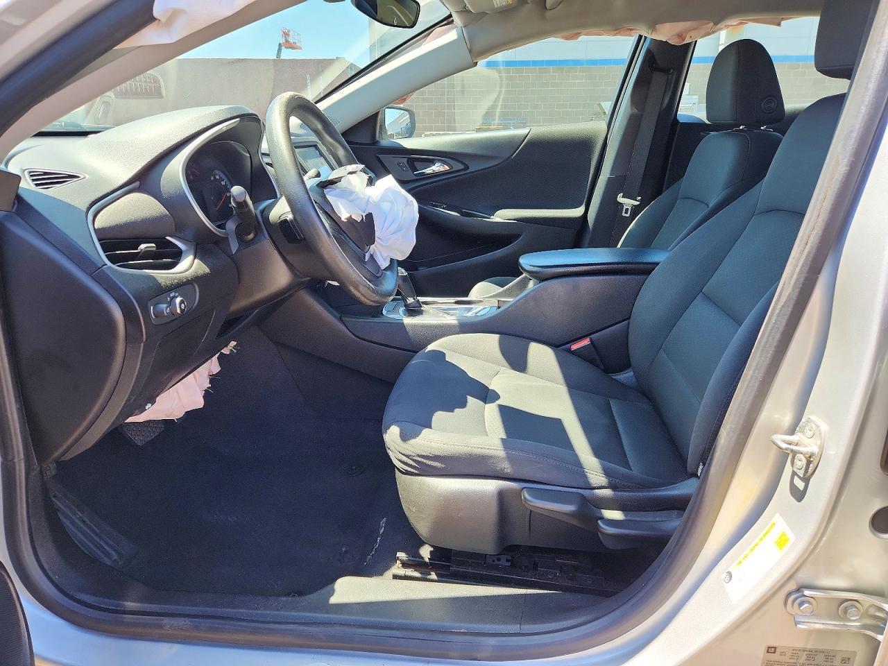 2017 Chevrolet Malibu Ls - Фото 7