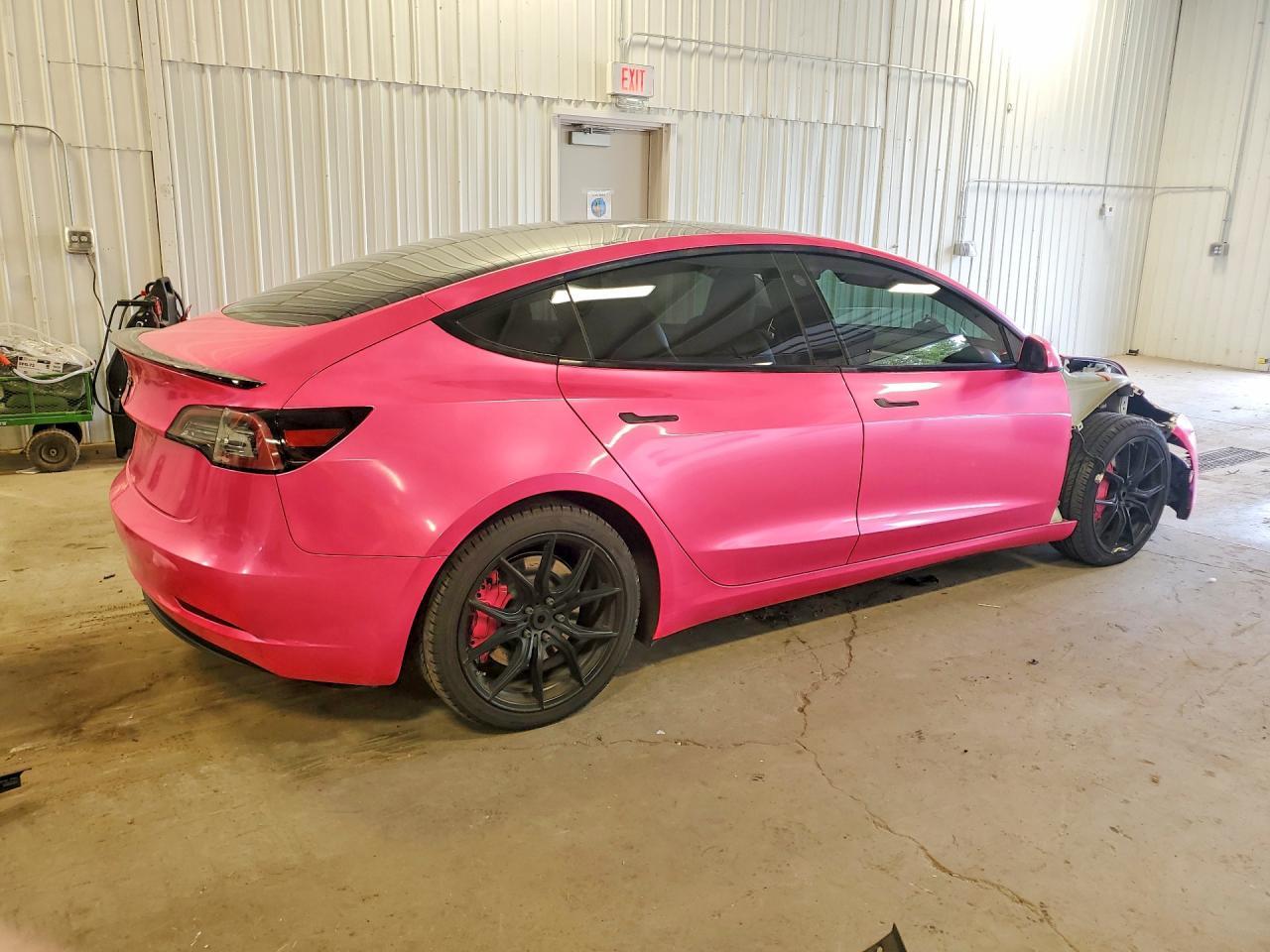 2021 Tesla Model 3 - Фото 3