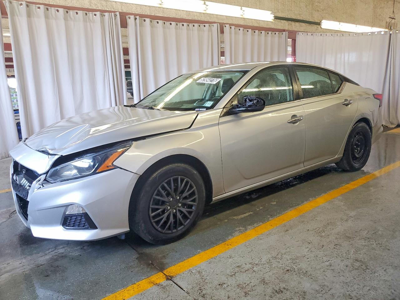 2022 Nissan Altima S