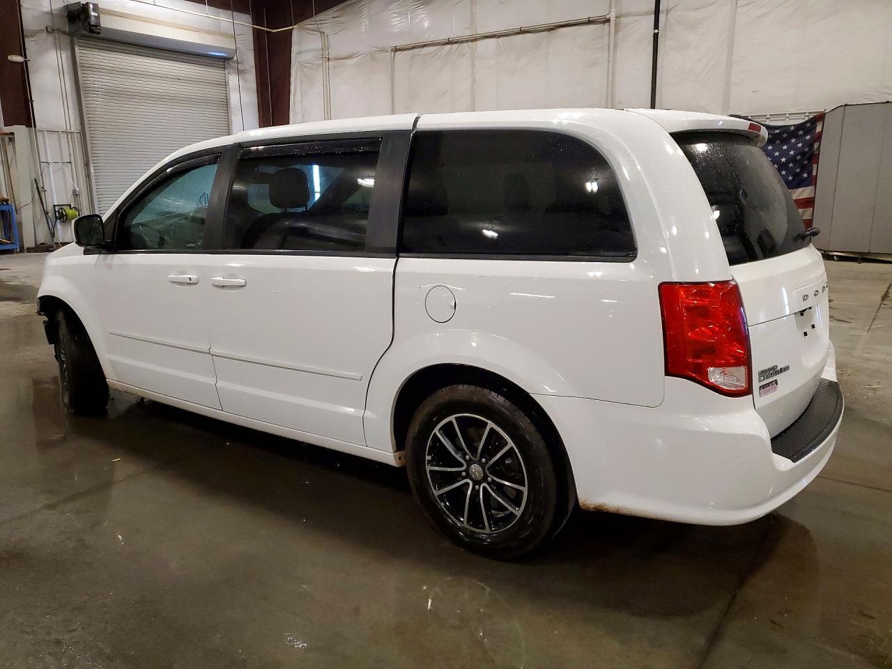 2016 Dodge Grand Caravan Sxt - Image 2