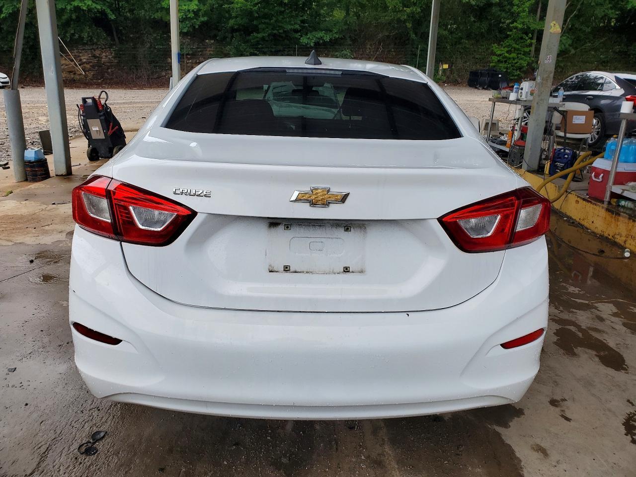 2018 Chevrolet Cruze Ls - Фото 6