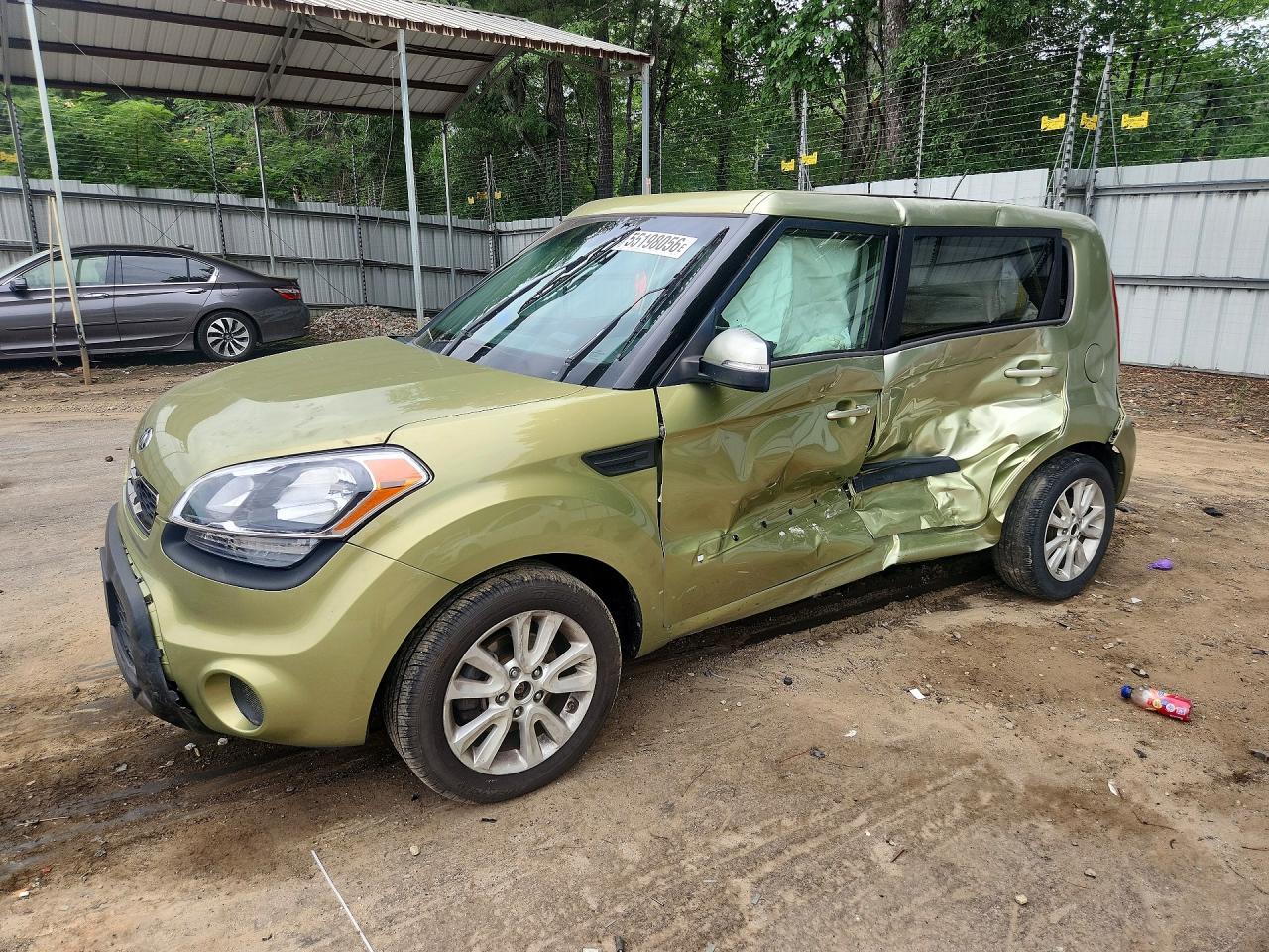 2013 Kia Soul +
