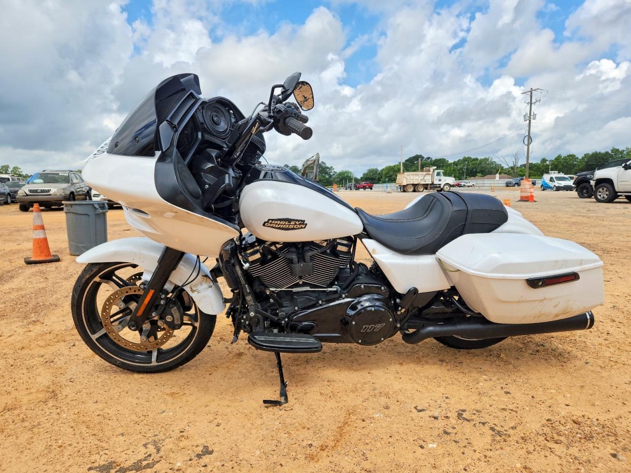 2024 Harley-Davidson Fltrx - Фото 3