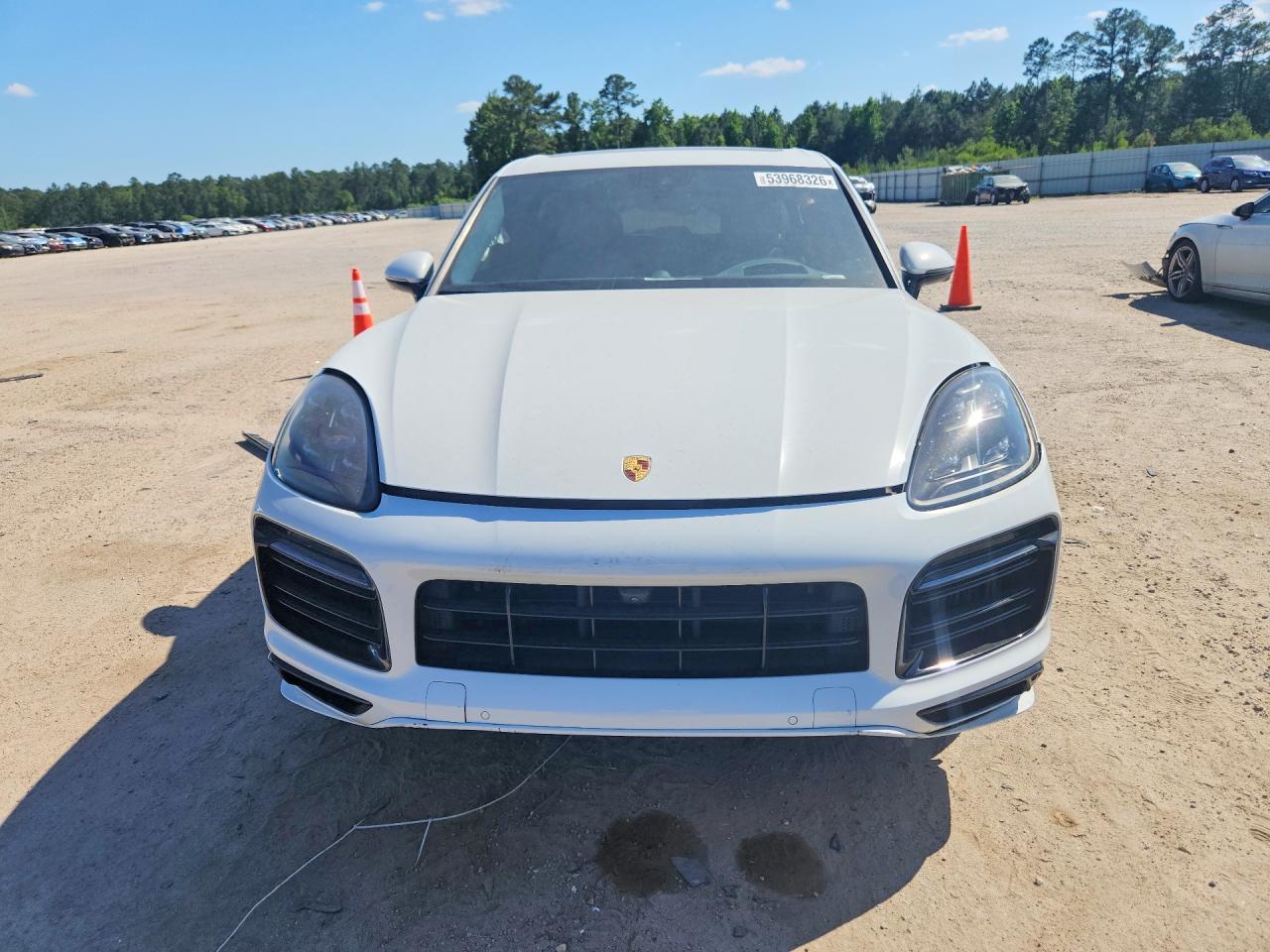 2022 Porsche Cayenne Gts - Image 5