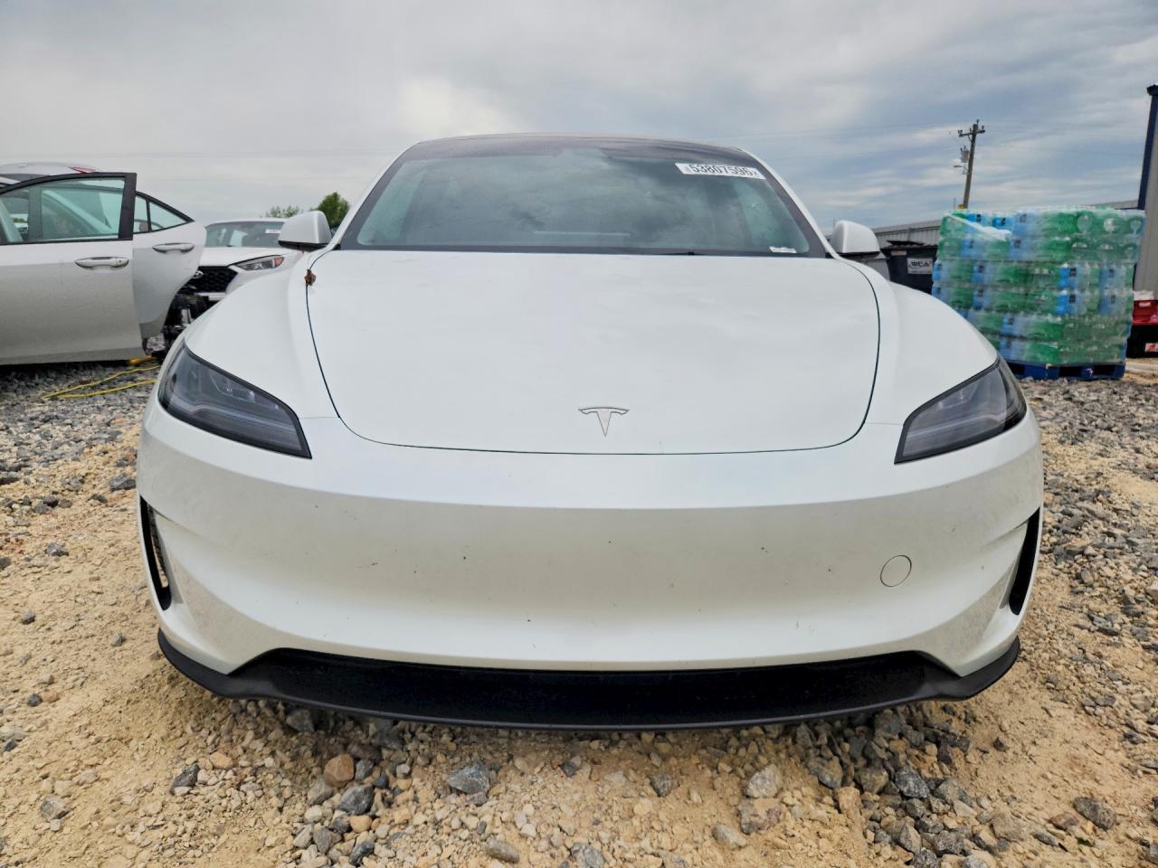 2024 Tesla Model 3 - Image 5