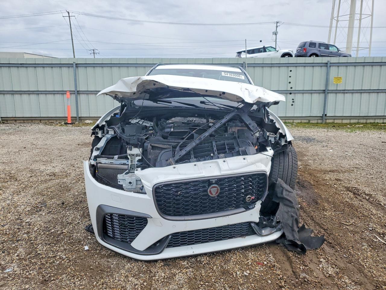 2022 Jaguar F-Pace Svr - Image 5