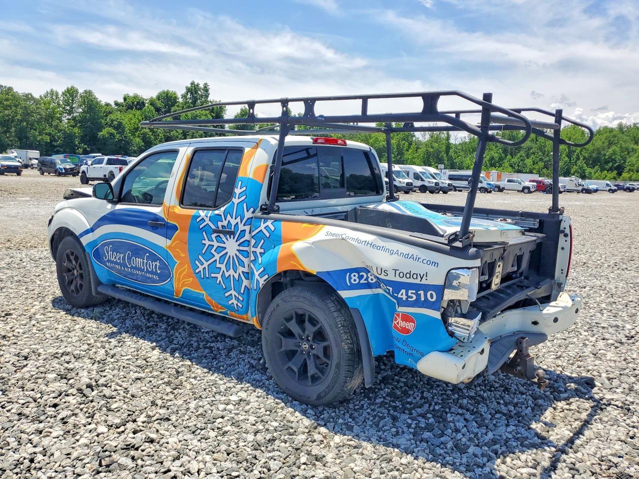 2018 Nissan Frontier Sv - Image 2