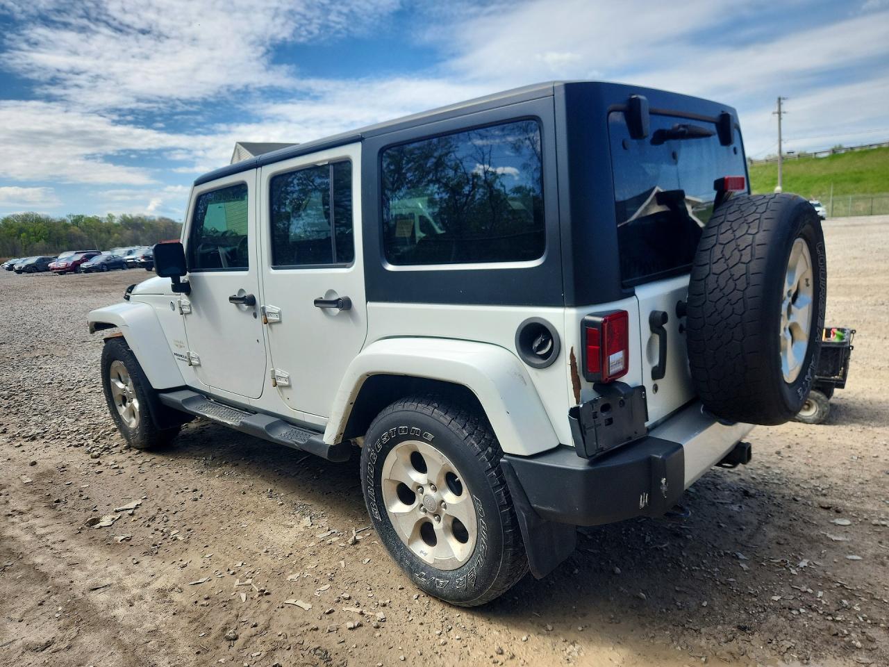 2015 Jeep Wrangler Unlimited Sahara - Фото 2