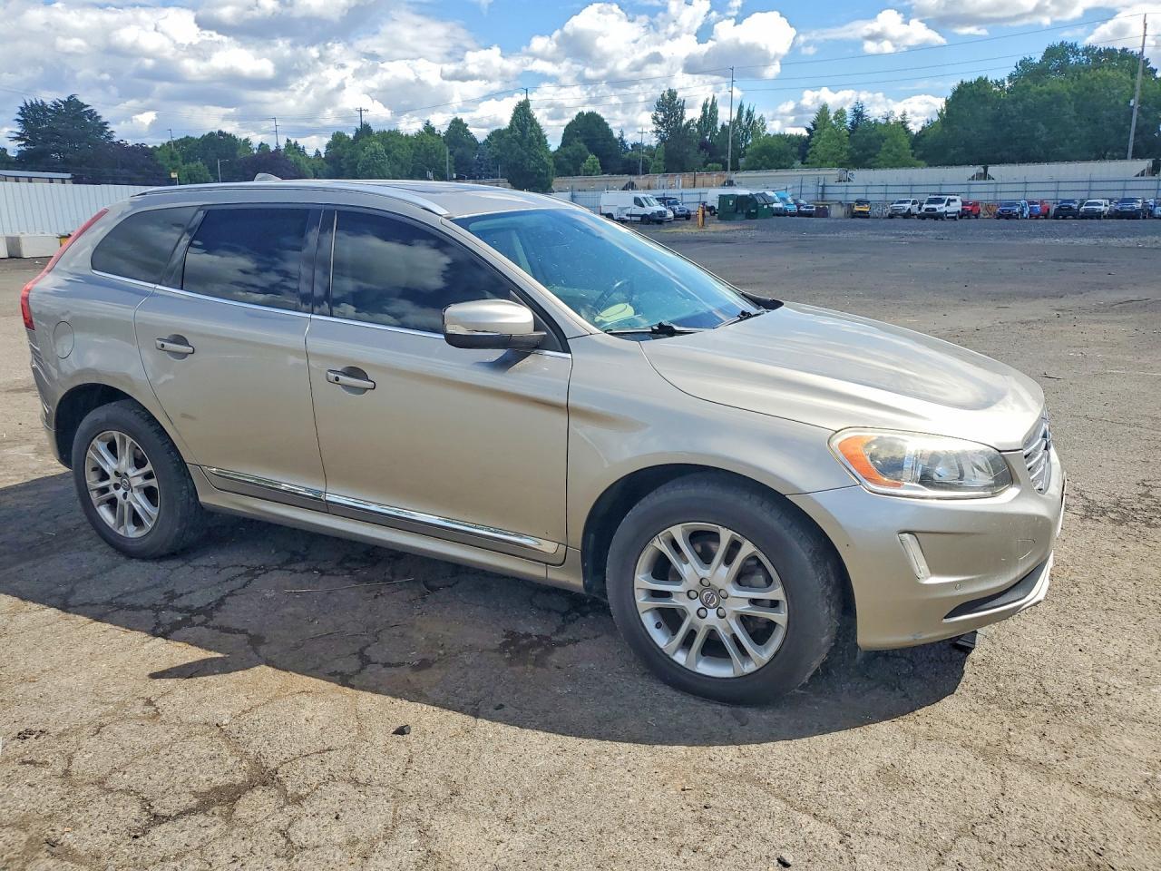 2016 Volvo Xc60 T5 Premier - Фото 4