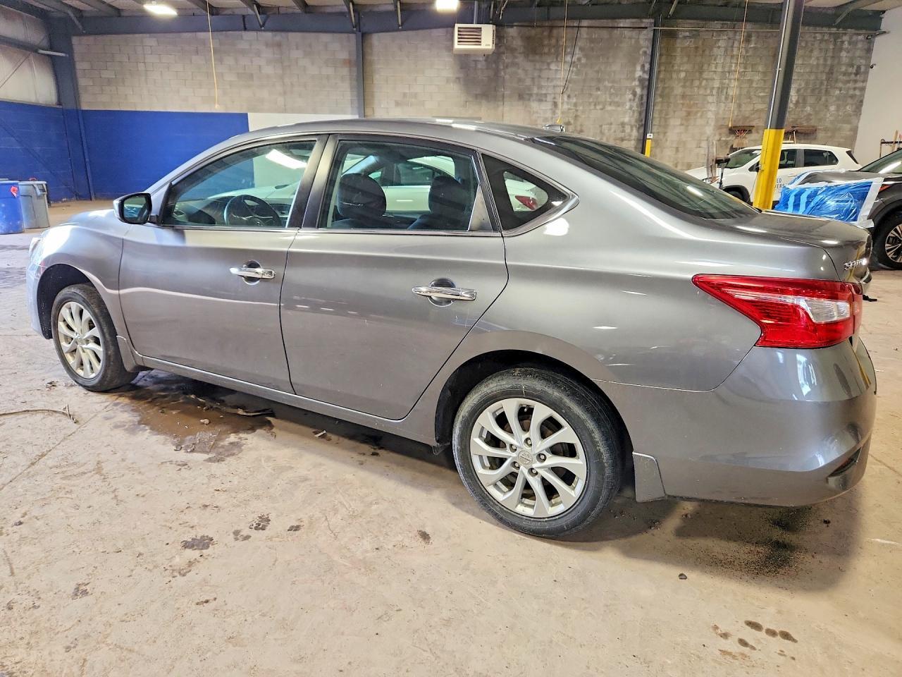 2018 Nissan Sentra Sv - Фото 2