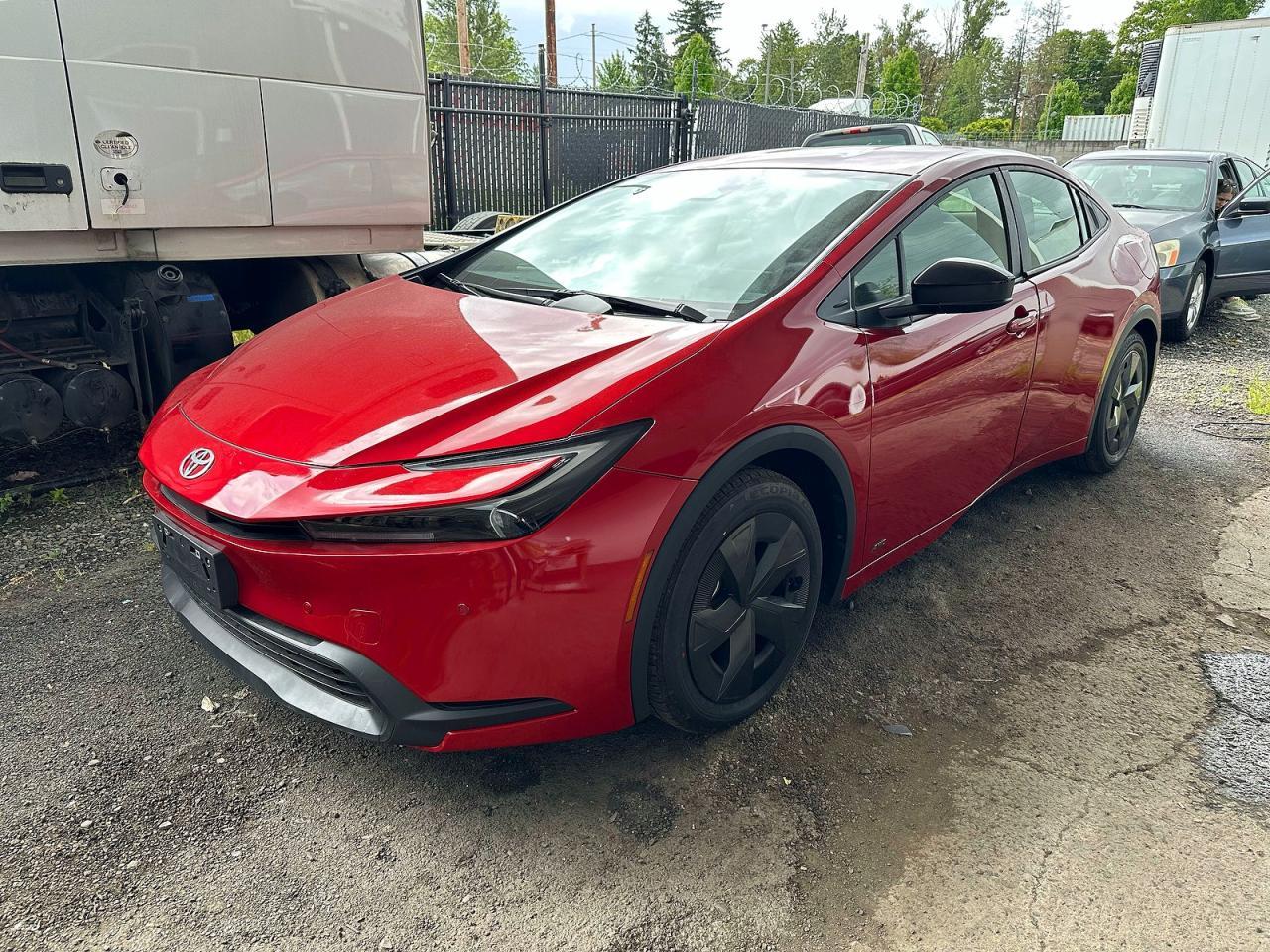 2025 Toyota Prius Le - Фото 2