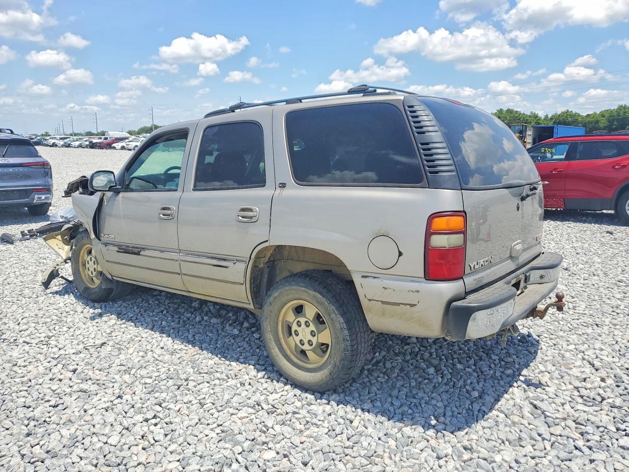 2002 GMC Yukon - Image 2