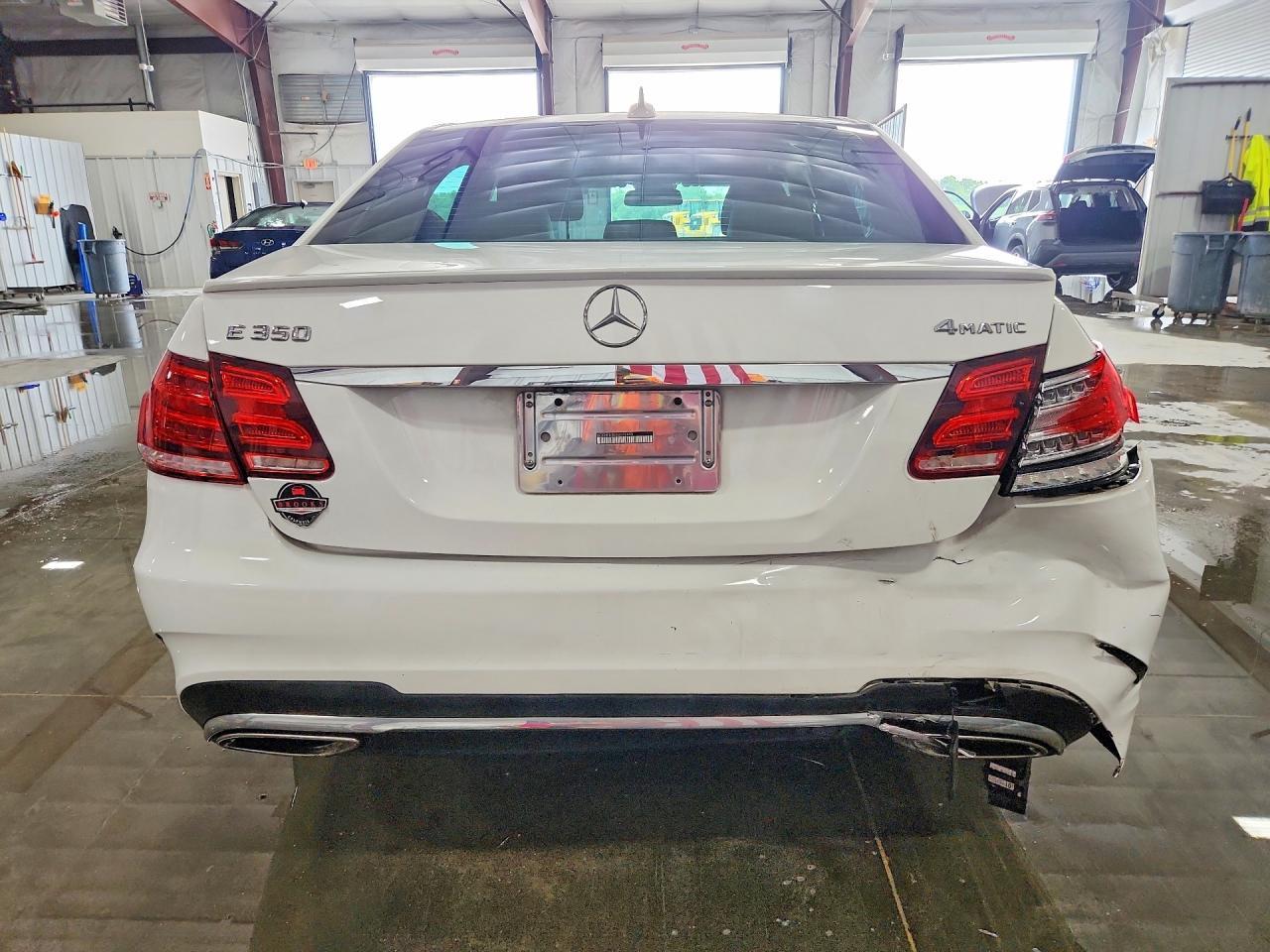 2014 Mercedes-Benz E 350 4Matic - Фото 6