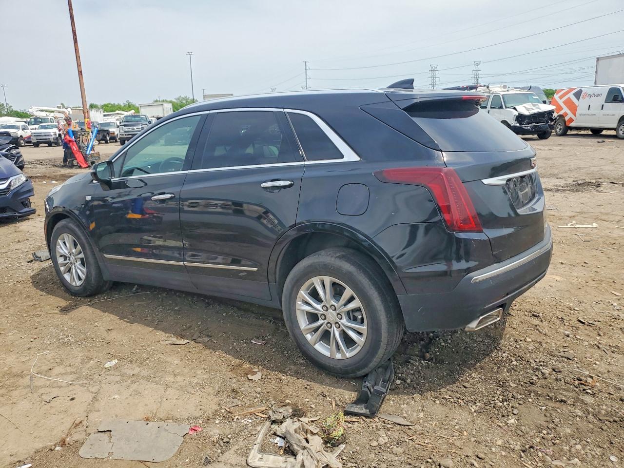 2023 Cadillac Xt5 Luxury - Фото 2