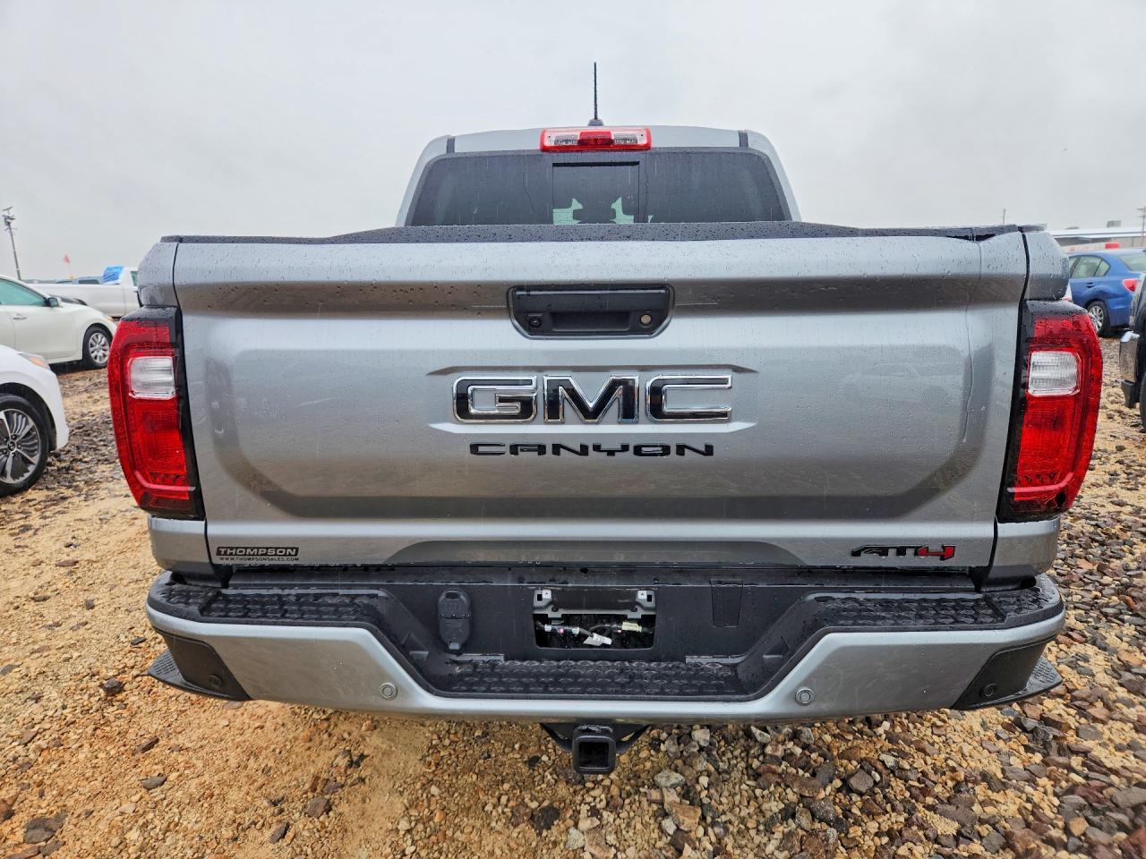 2026 GMC Canyon At4 - Фото 6
