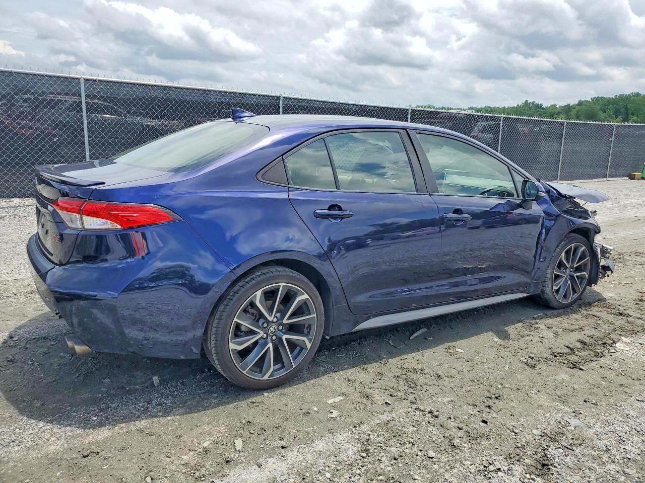 2021 Toyota Corolla Se - Фото 3