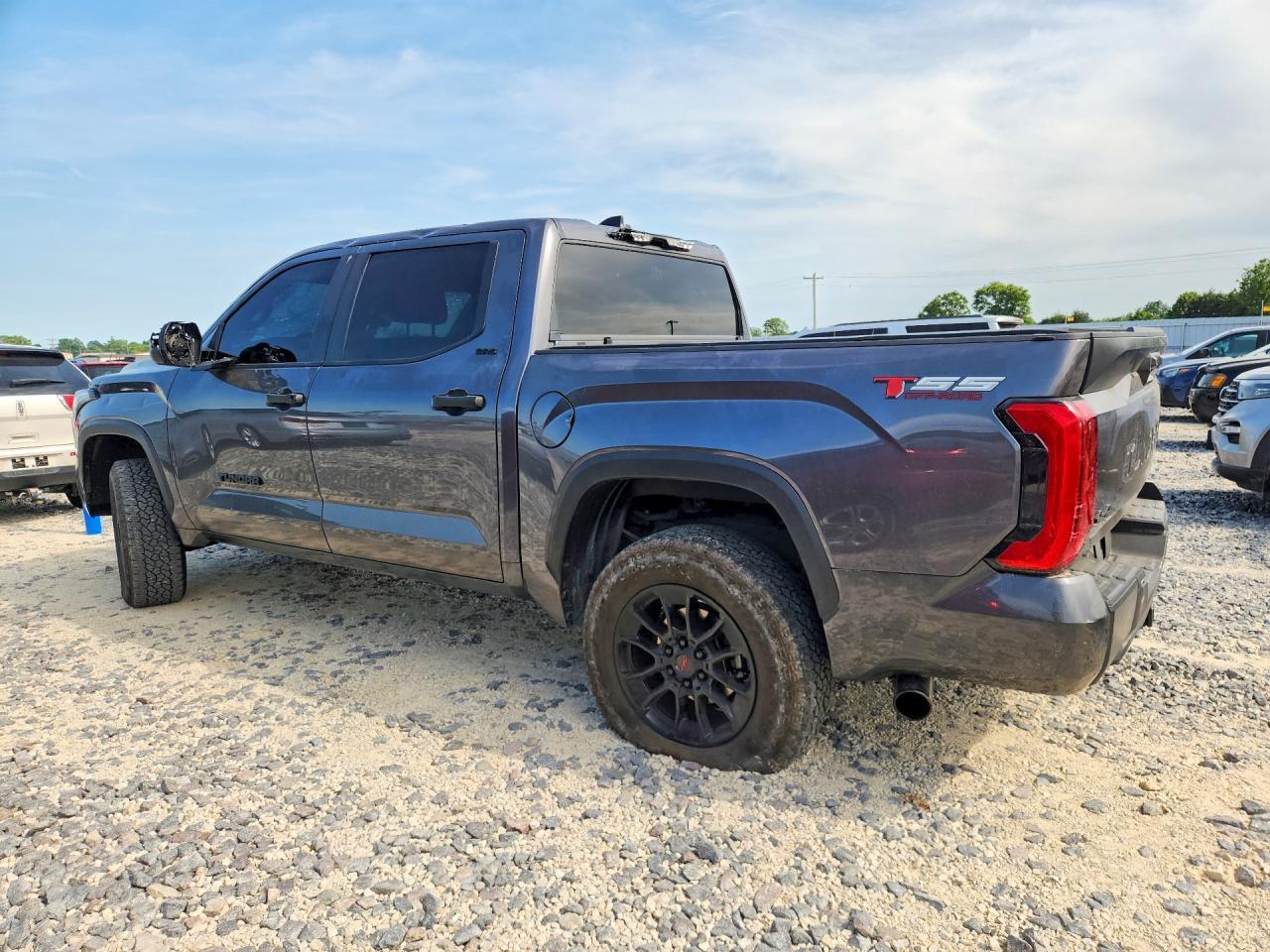 2024 Toyota Tundra Sr5 - Фото 2