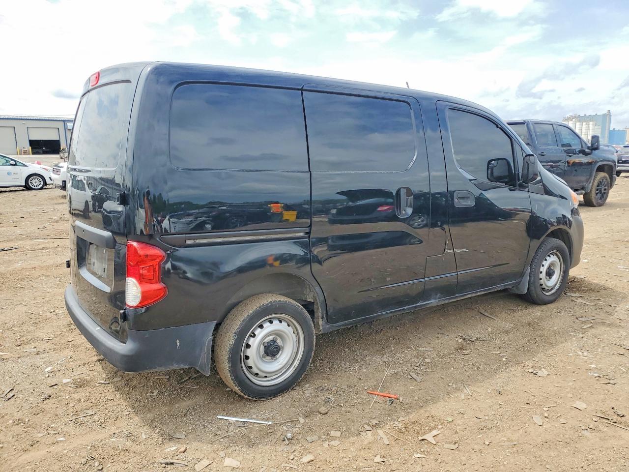 2015 Nissan Nv200 S - Фото 3