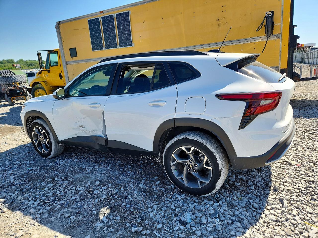2025 Chevrolet Trax 1Lt - Фото 2