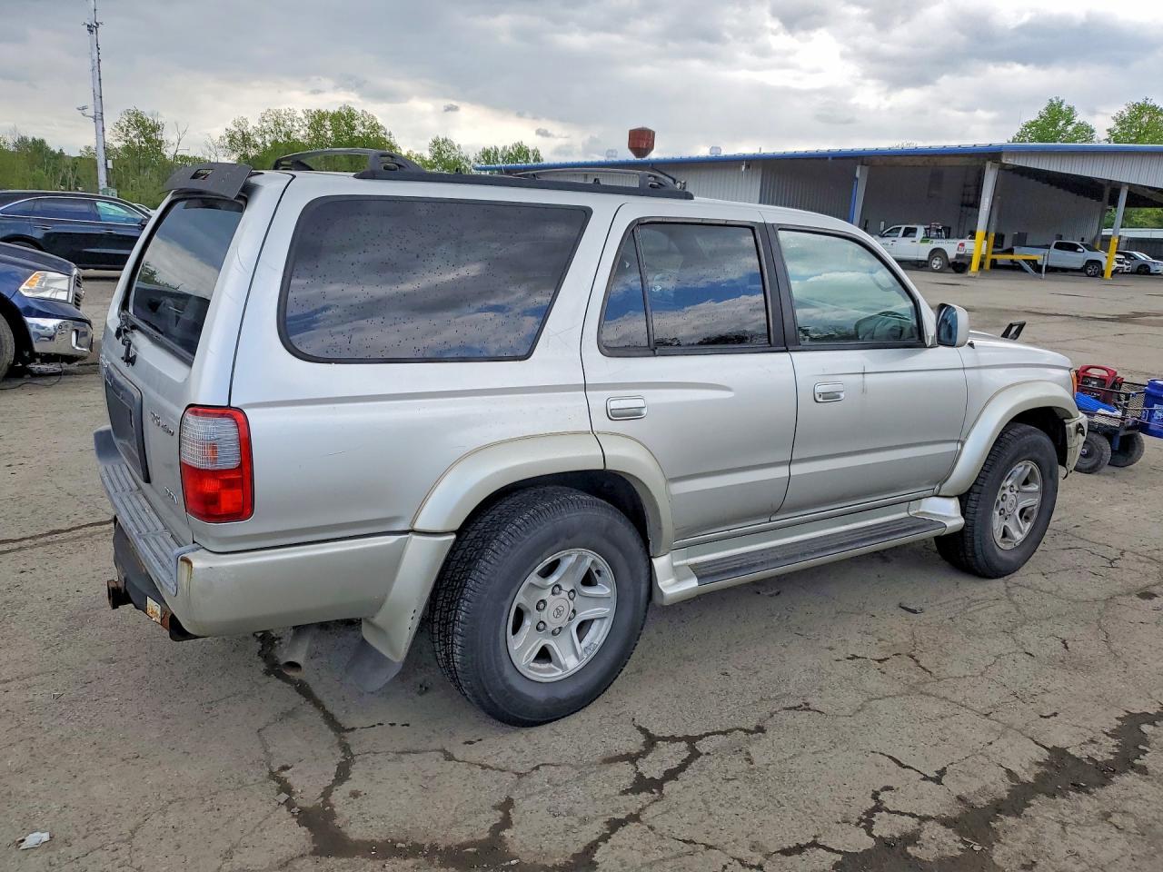 2000 Toyota 4Runner Sr5 - Фото 3